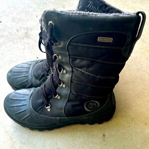 Timberland women’s winter boots, black, size 8